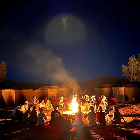 Overnight Desert Camp เมอร์ซูกา ภายนอก รูปภาพ