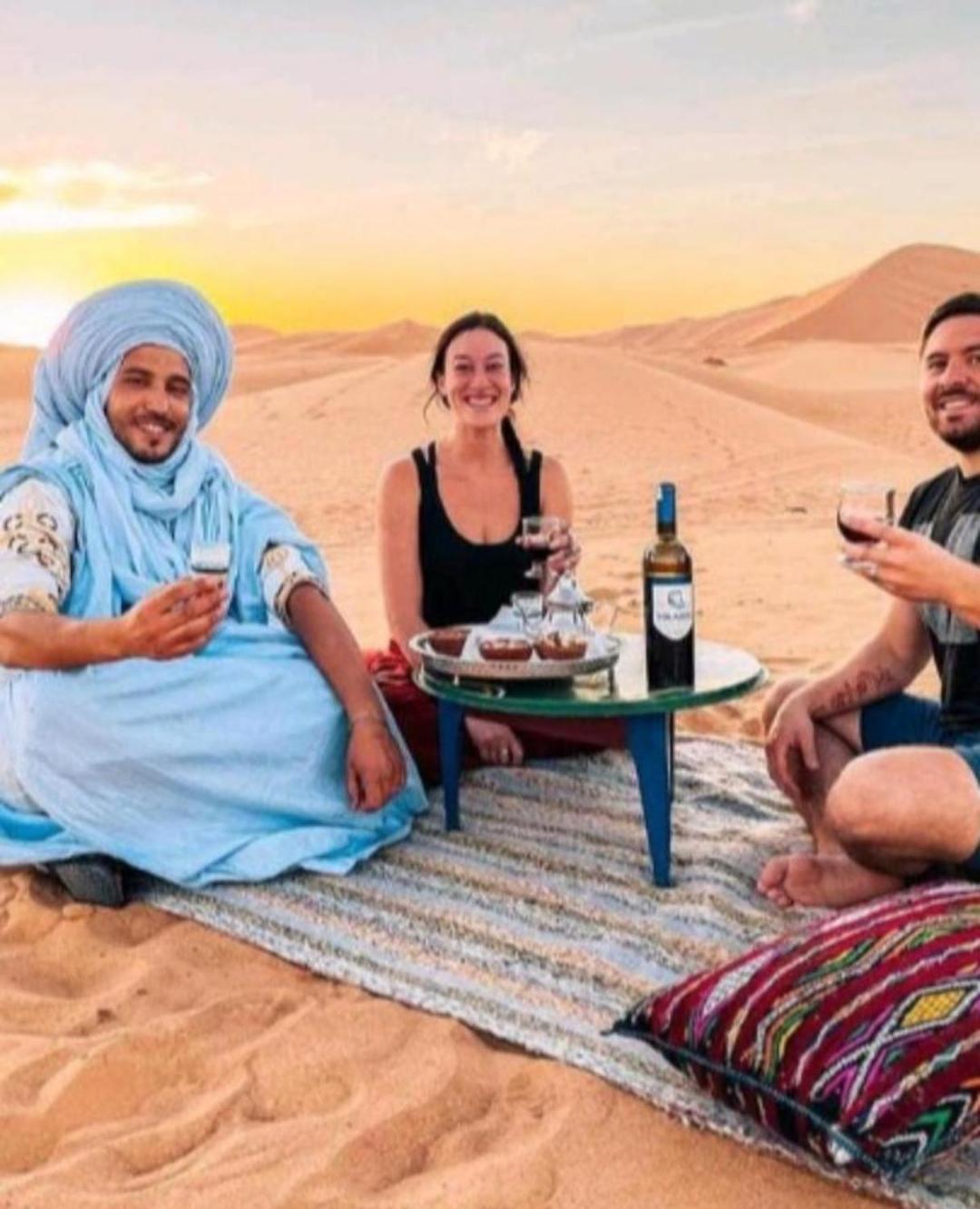 Overnight Desert Camp เมอร์ซูกา ภายนอก รูปภาพ