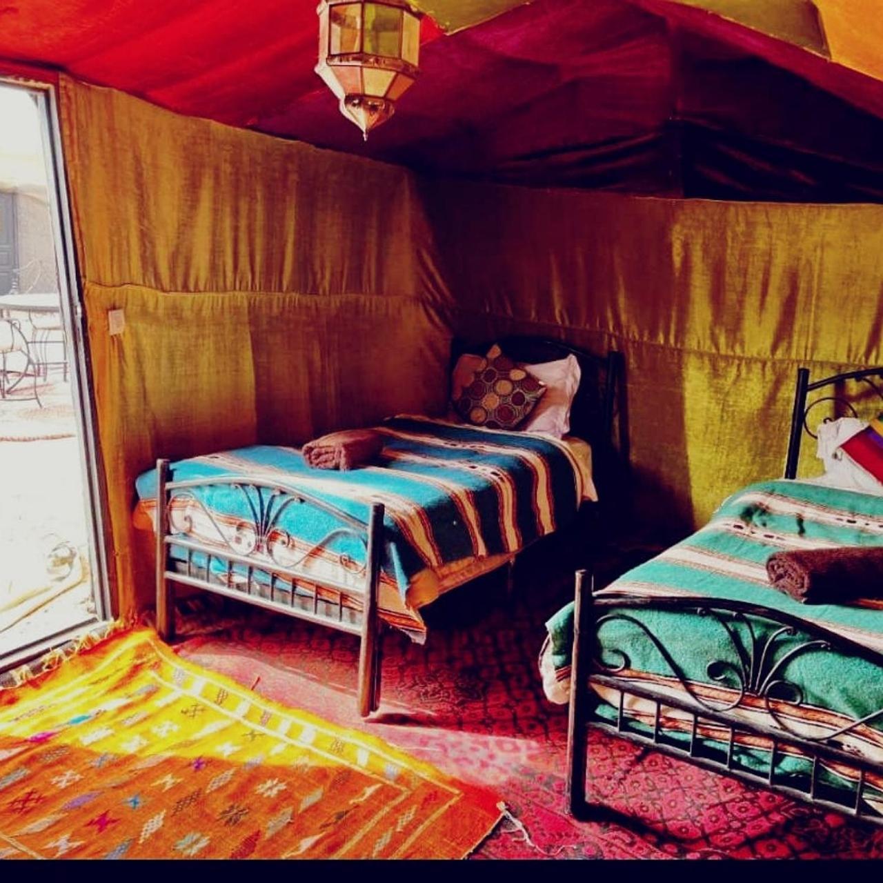 Overnight Desert Camp เมอร์ซูกา ภายนอก รูปภาพ