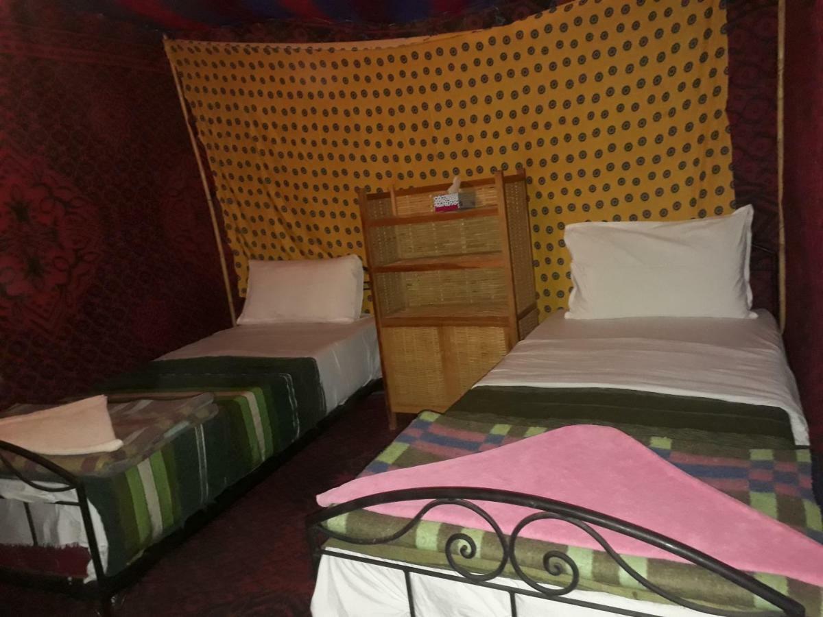 Overnight Desert Camp เมอร์ซูกา ภายนอก รูปภาพ