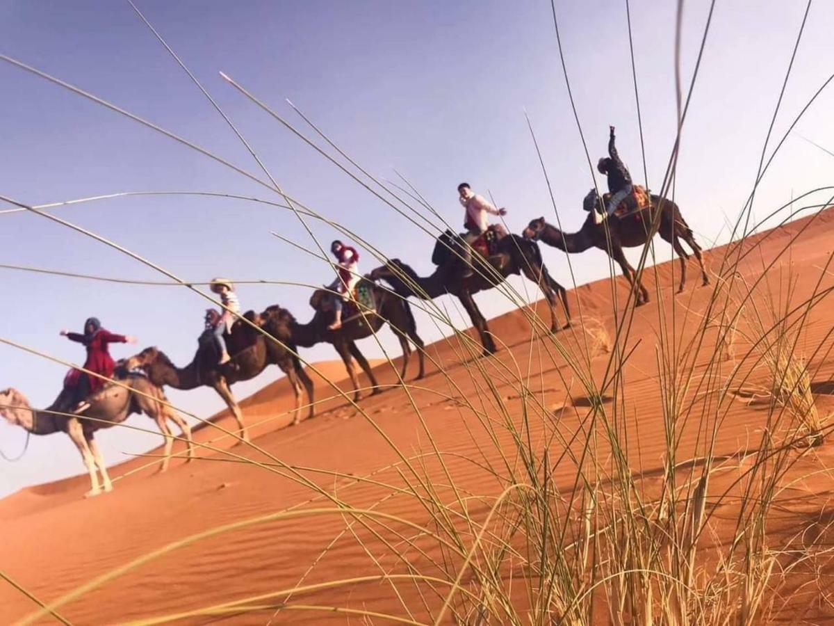 Overnight Desert Camp เมอร์ซูกา ภายนอก รูปภาพ