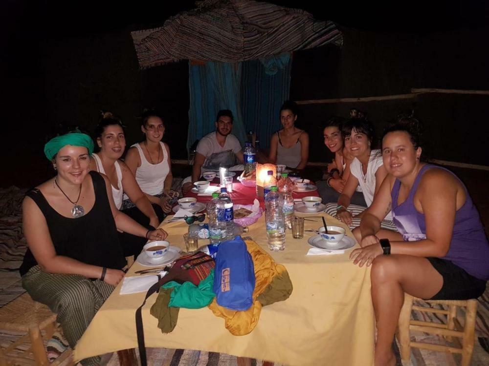 Overnight Desert Camp เมอร์ซูกา ภายนอก รูปภาพ